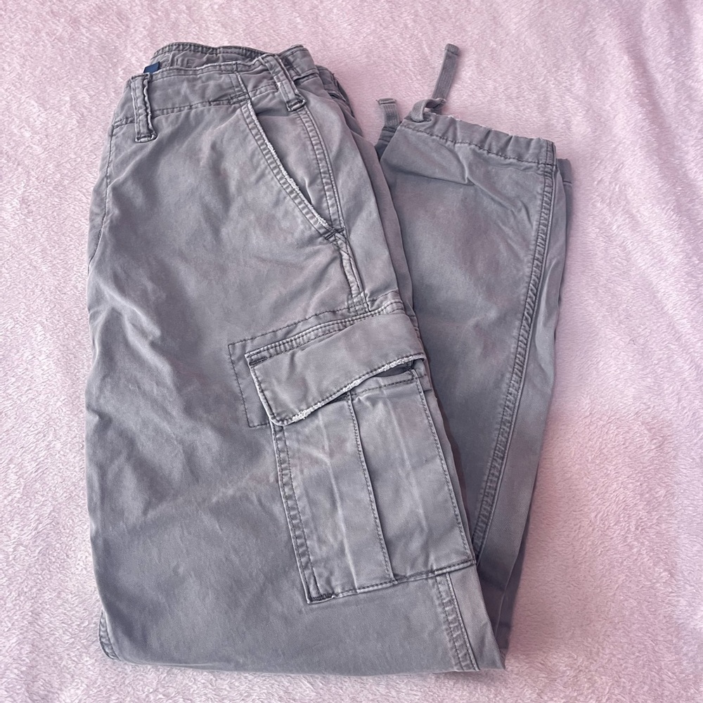 AMERICAN EAGLE GREY CARGO PANT